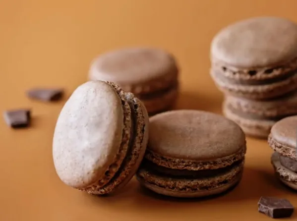 Jak dobrać maszynę cukierniczą do rodzaju nadzienia i typu ciasta?