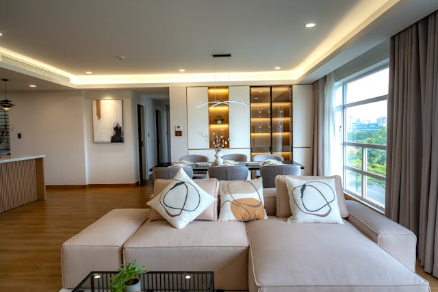 Jak meblościanki modułowe pozwalają na indywidualne dopasowanie zabudowy?